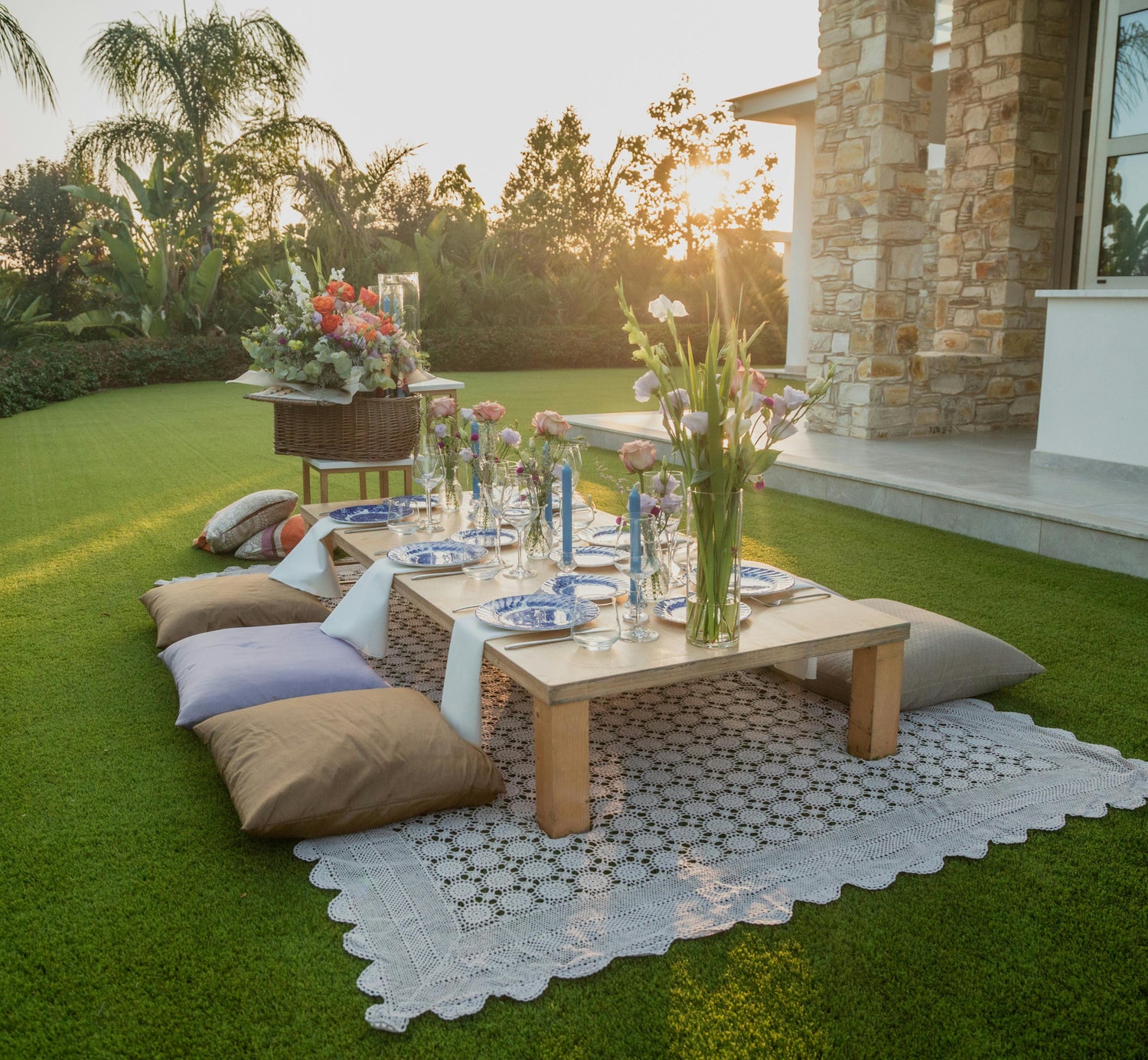 Patio & Furniture